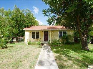 1003 Sycamore St, San Marcos, TX 78666