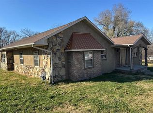 301 W Hill St, Alpena, AR 72611