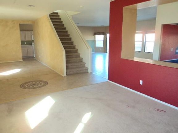 3rd image of 2824 W Mineral Butte Dr