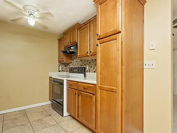 6172 Pettiford Dr W — Photo 6