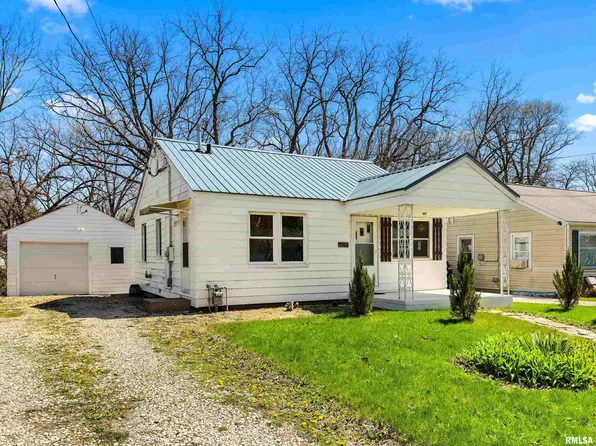 5008 N Best St, Peoria Heights, IL 61616