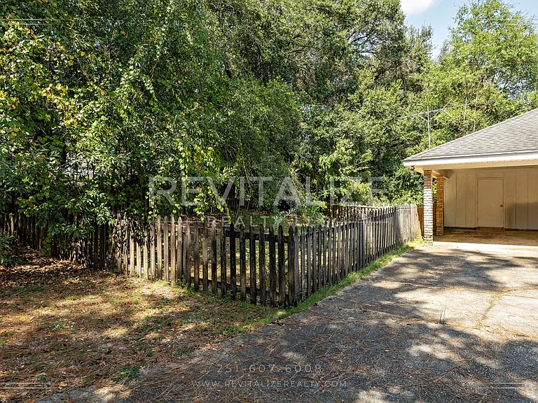 962 Lansdale Ct — Photo 56