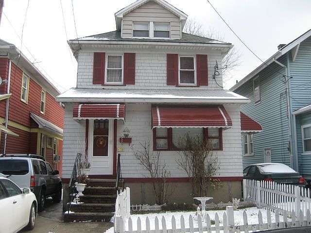 1st image of 78 Saint Josephs Ave