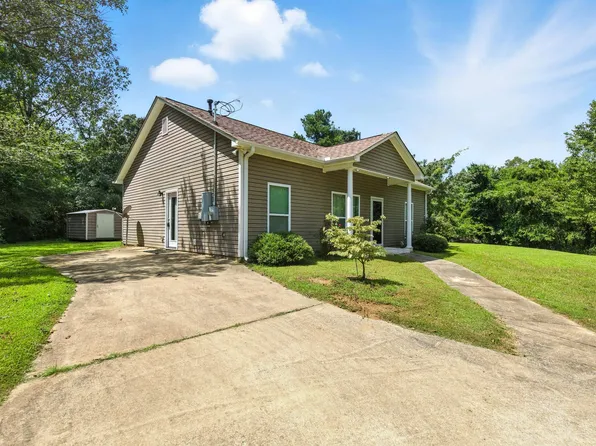 3648 Queenstown Rd, Trussville, AL 35173