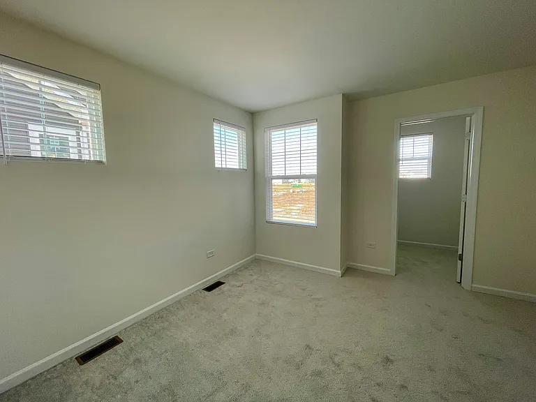 2243 Horseshoe Cir — Photo 13
