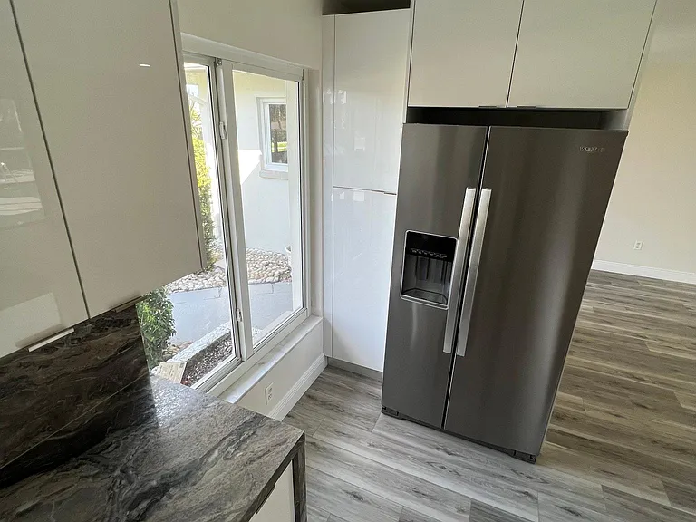 4306 Palm Tree Blvd — Photo 9