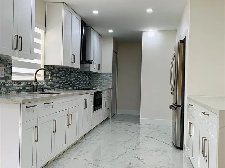 17010 NW 53rd Ave — Photo 5