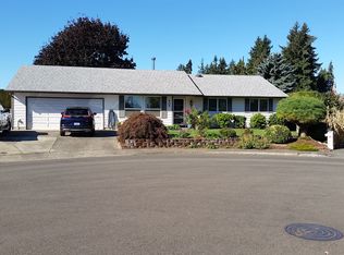 905 S Fir Ct, Canby, OR 97013