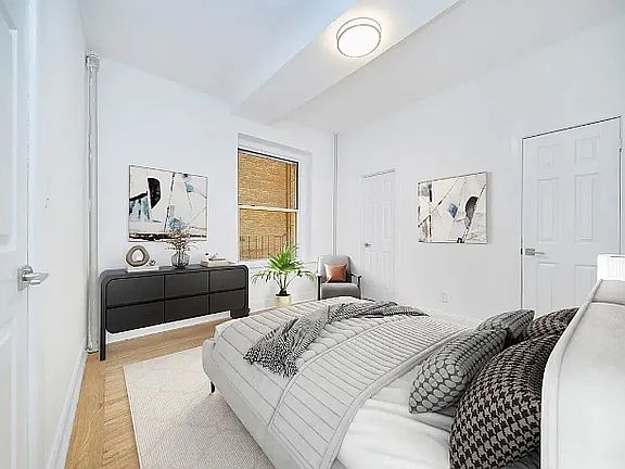 3rd image of 136 Hicks St APT 1B