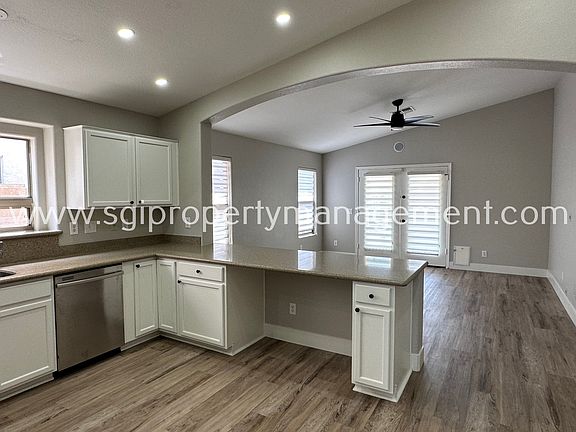 5th image of 2523 W White Feather Ln