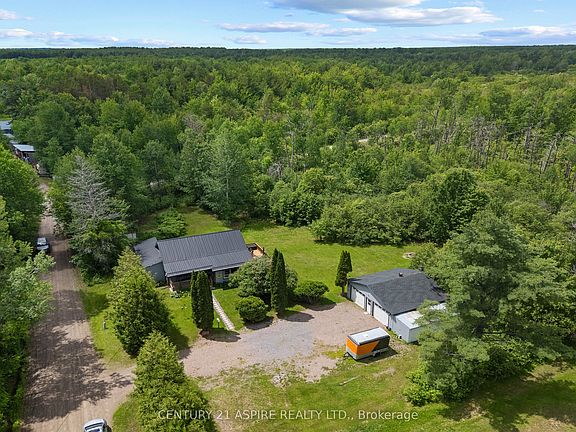 5th image of 34 Shady Ln