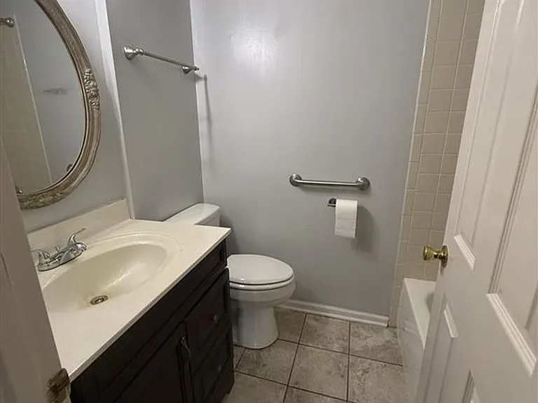 103 Knollwood Ct — Photo 18