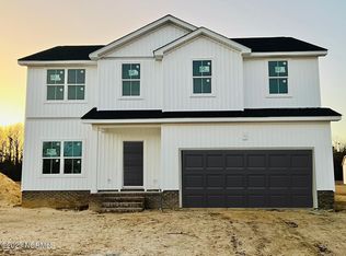 3332 Planters Way Dr, Farmville, NC 27828