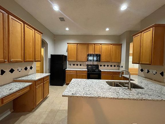 5th image of 1913 Winter Park Dr
