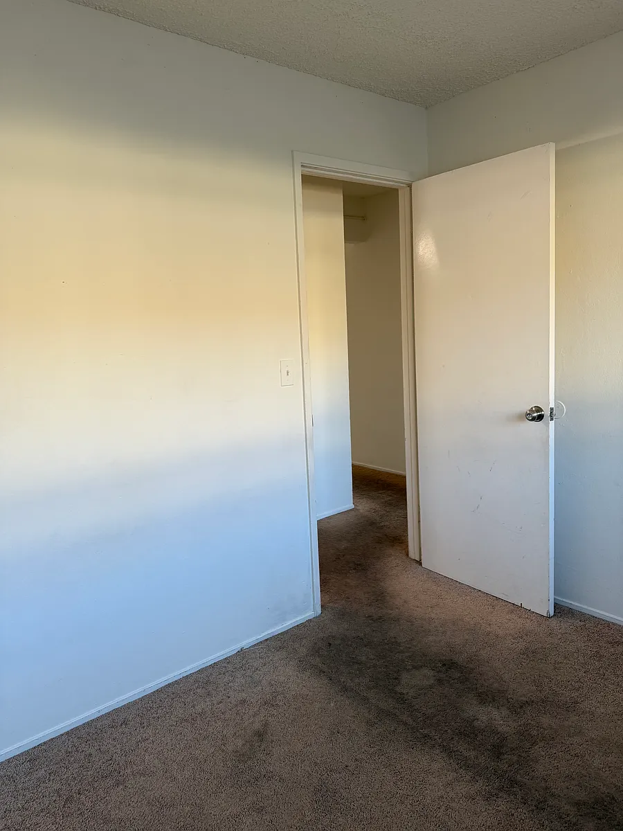 Building Photo - 1127 Ayala Dr #A