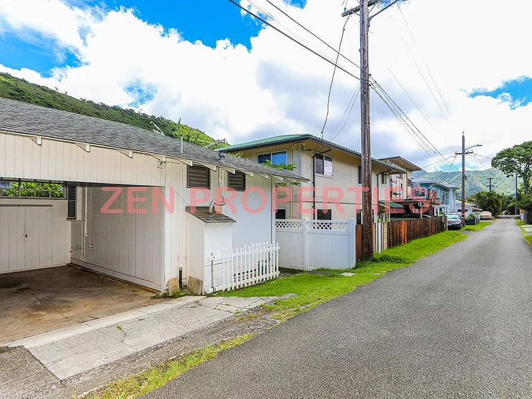 2361B E Manoa Rd — Photo 3
