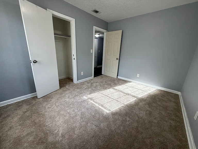 2739 King Cole Dr — Photo 13