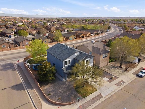 4th image of 3828 Tranquil Meadows Dr NE