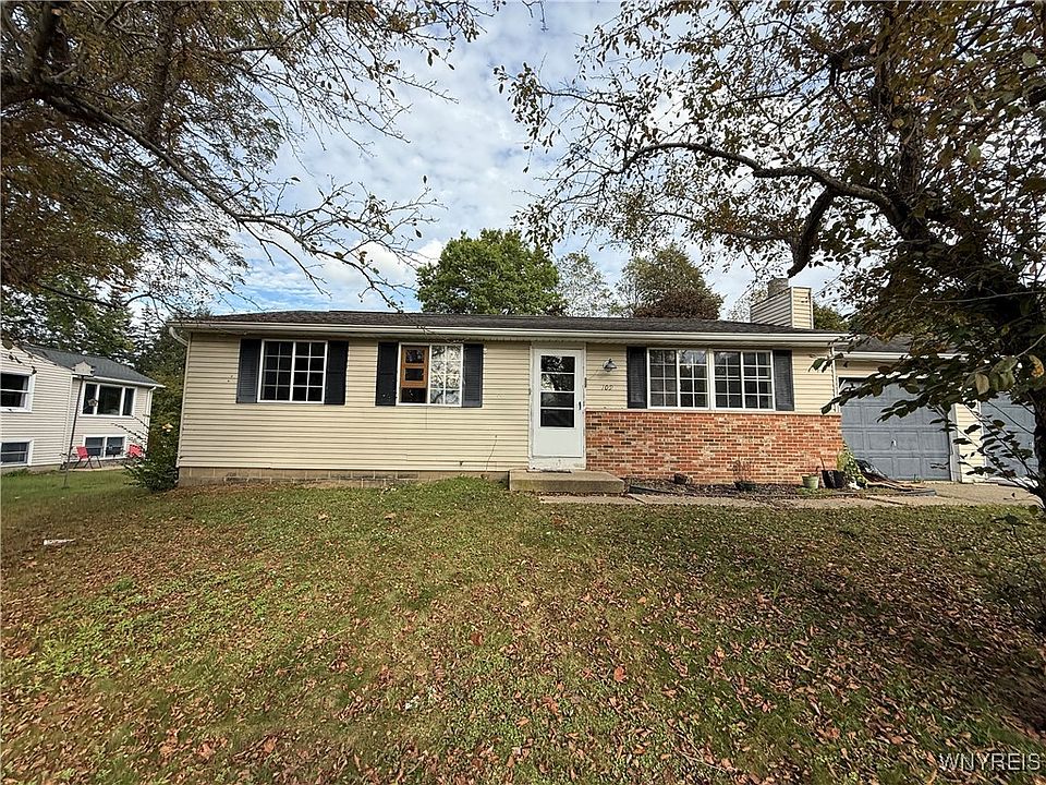 1st image of 109 Bradley Dr