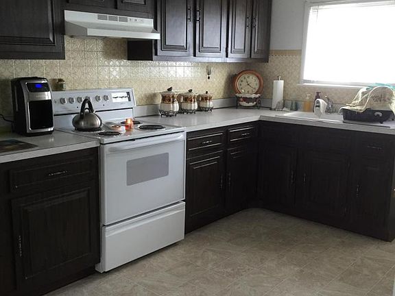4th image of 51 Harrington Dr S