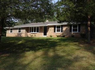 2215 Canterbury Dr, Beloit, WI 53511