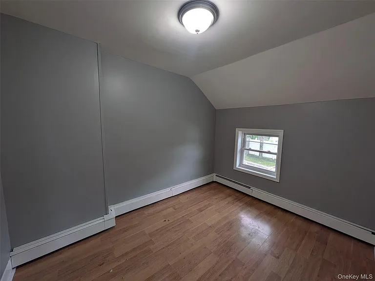 10 Norris St — Photo 13