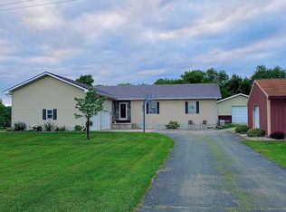 55 N Luce Rd, Ithaca, MI 48847