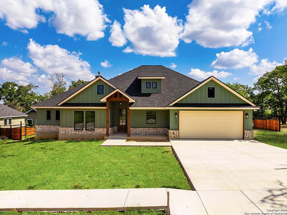 1st image of 121 LAUREL HEIGHTS