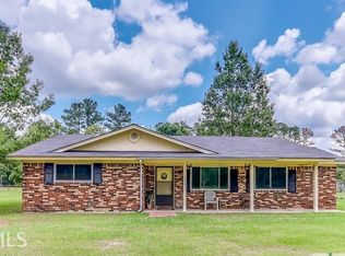 319 Deerfield Rd E, Bloomingdale, GA 31302