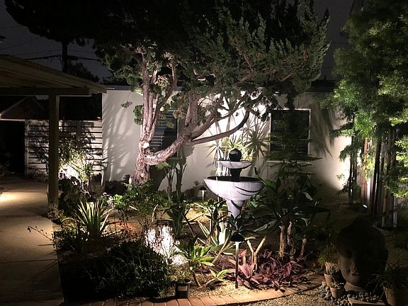 5th image of 426 Fullerton Ave