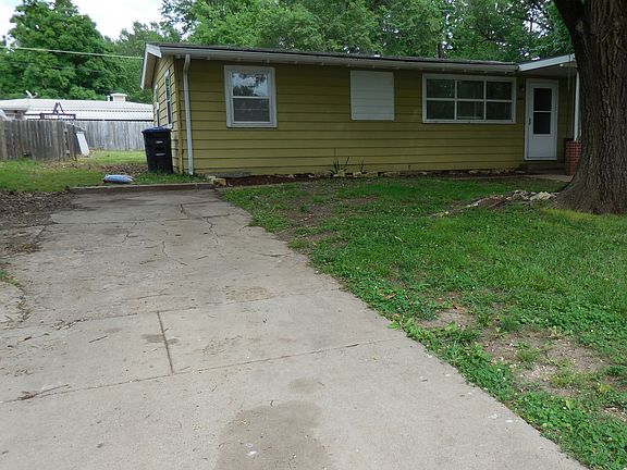 2nd image of 1636 Lawndale Ave