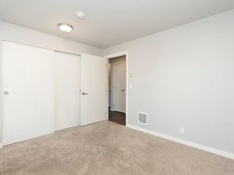 4524 44th Ave SW — Photo 31
