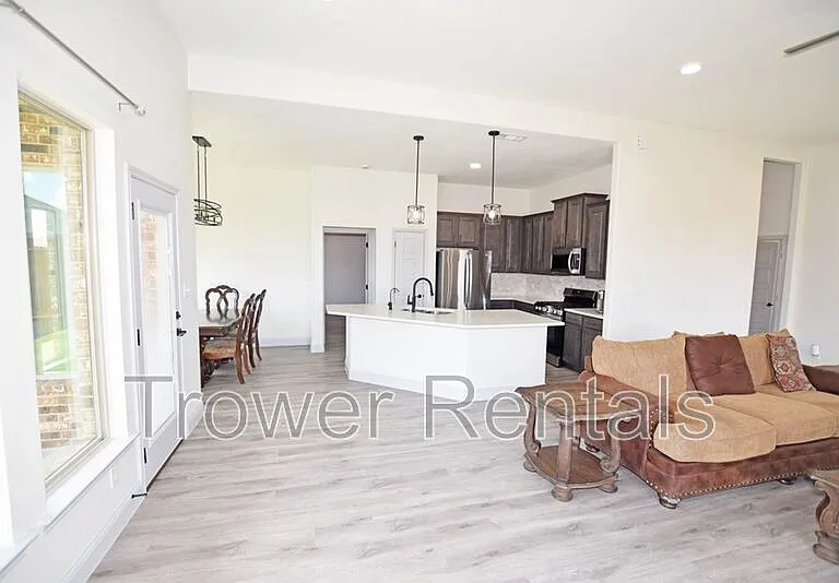 8650 Fortuna Ct — Photo 37