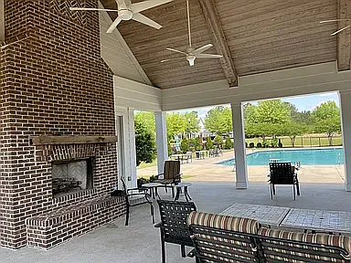3 bed, 1600 sqft, $1,700 — Photo 4