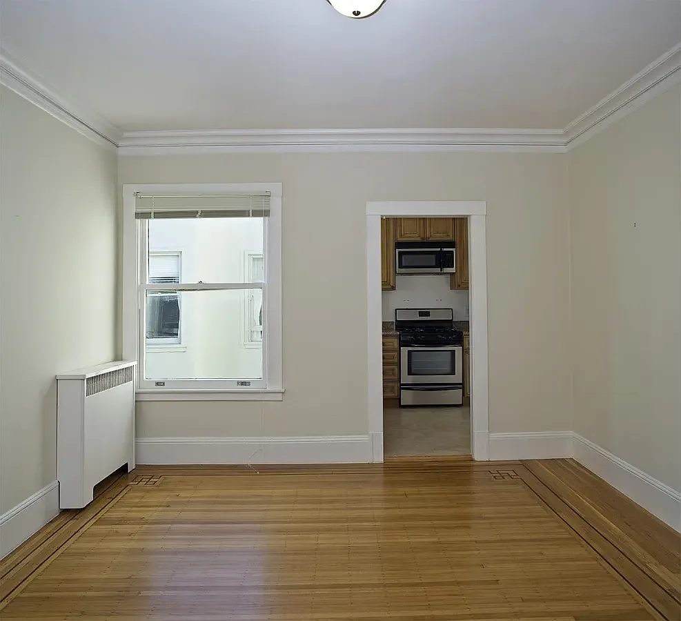 Presidio Washington Apartments — Photo 2