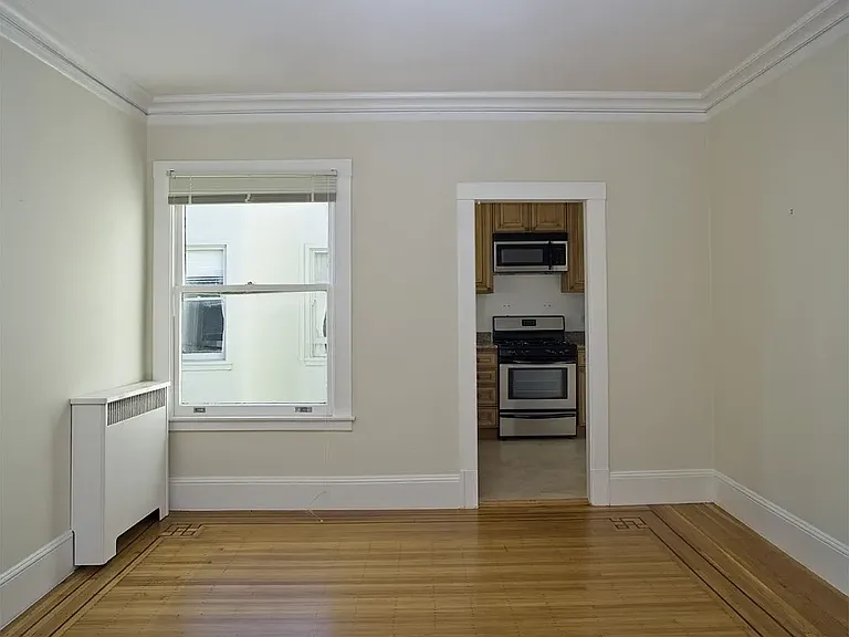 Presidio Washington Apartments — Photo 2