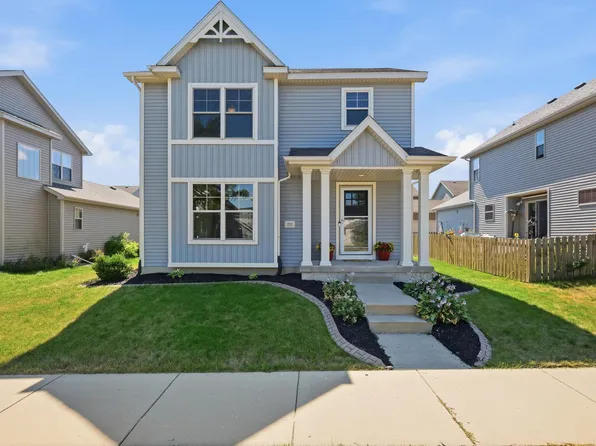 222 Juneberry Dr, Madison, WI 53718