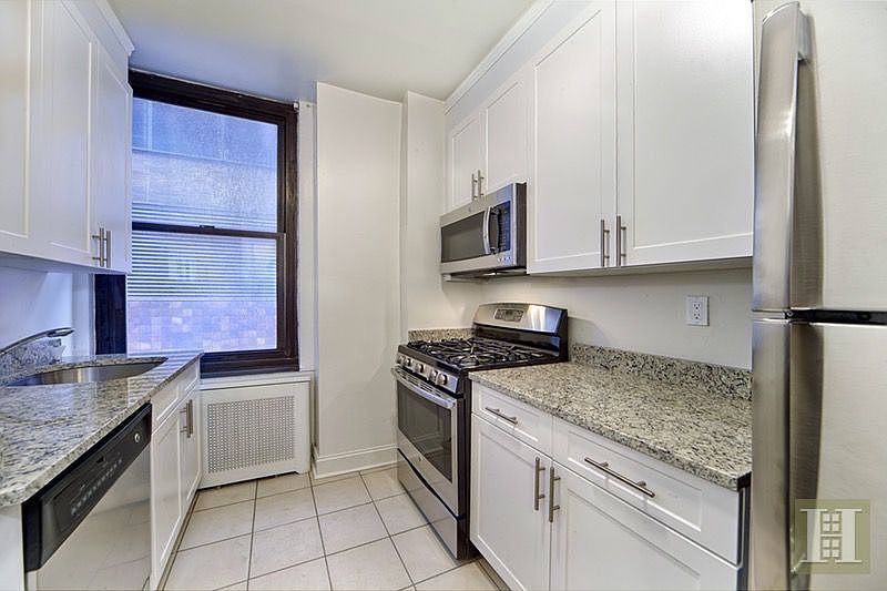 2nd image of 160 Front St APT 3C