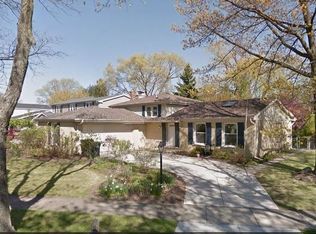 4026 Carousel Dr, Northbrook, IL