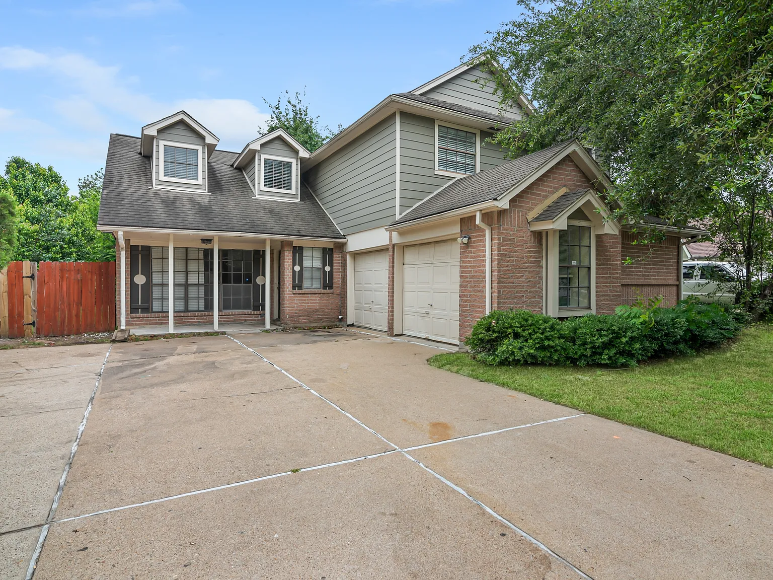 4807 Shadowdale Drive - T — Photo 1