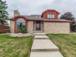 5852 Westminster Way, East Lansing, MI 48823