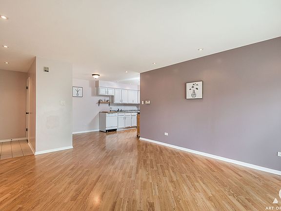5th image of 10637 S Brooklodge Ln #2-2D2