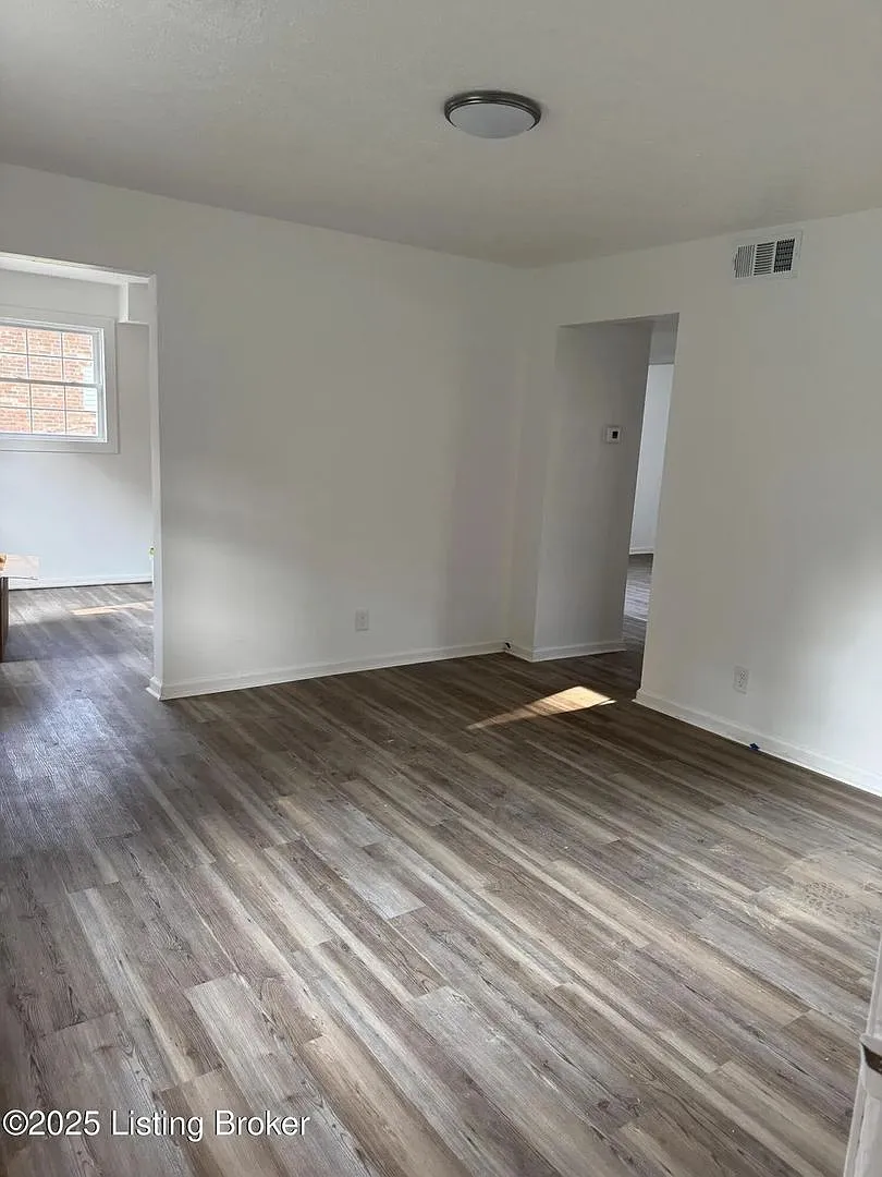 Greentree Lane Homes — Photo 1