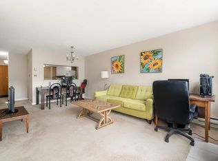 14881 103a Ave #201, Surrey, BC V3R 0M5
