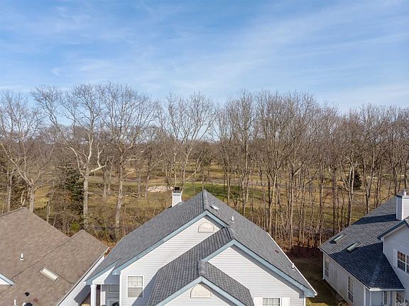 3rd image of 219 Dorado Ct N