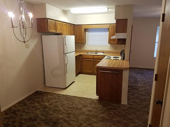 3rd image of 3426 Race St