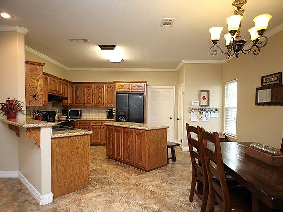 4th image of 2250 Honey Bear Dr