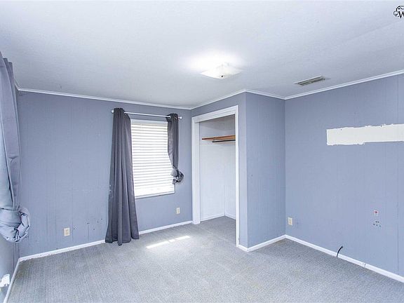 5th image of 1710 Pearl Ave