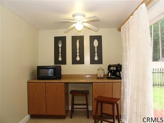 3rd image of 168 Arrow Wood Pl