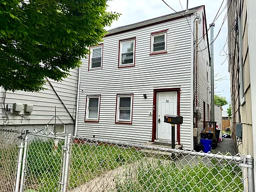30 Searing Ave #2 Photo 1